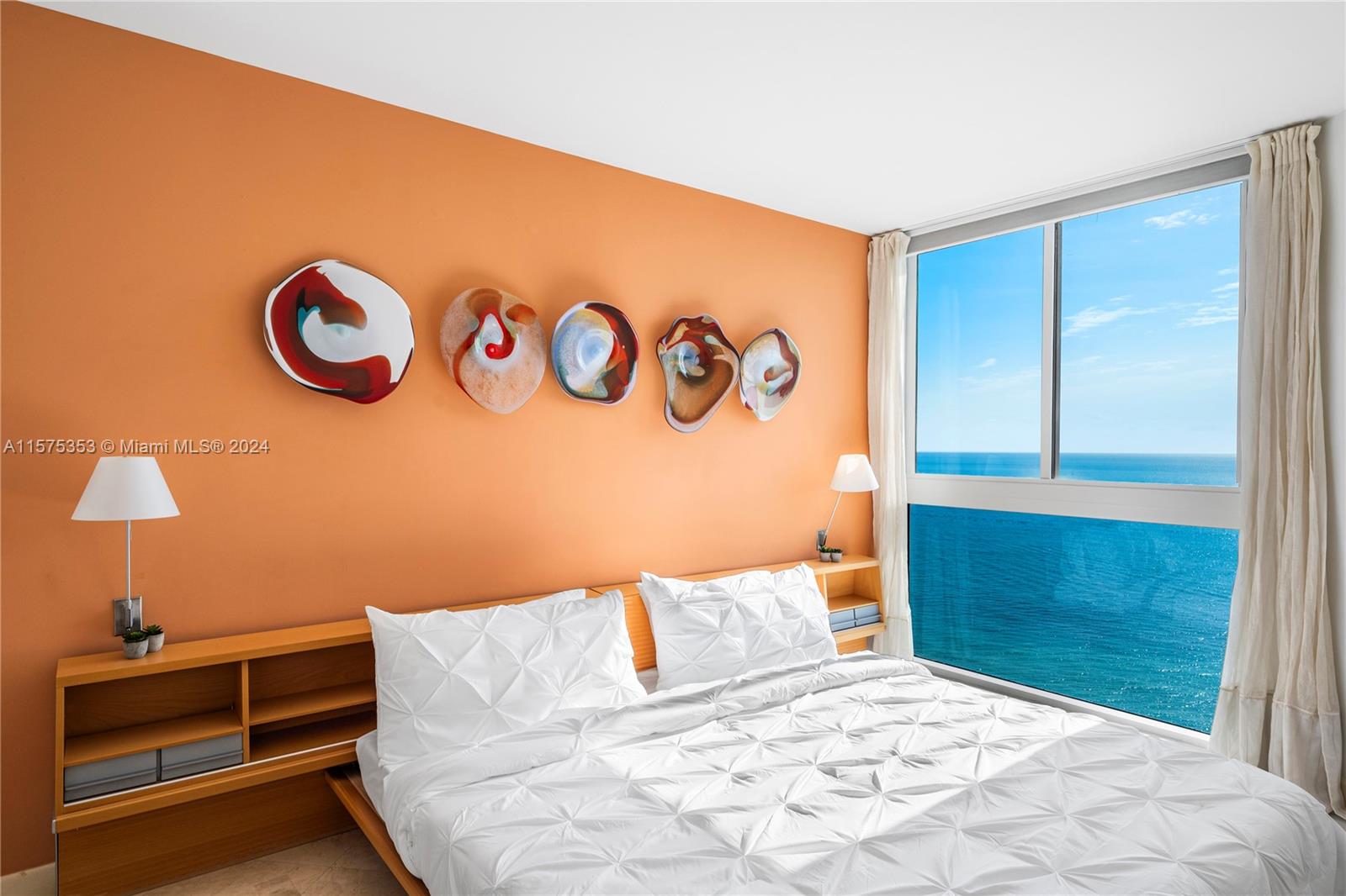4779 Collins Ave # 2601