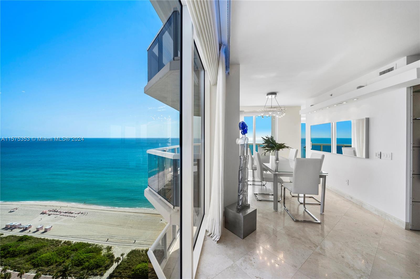 4779 Collins Ave # 2601