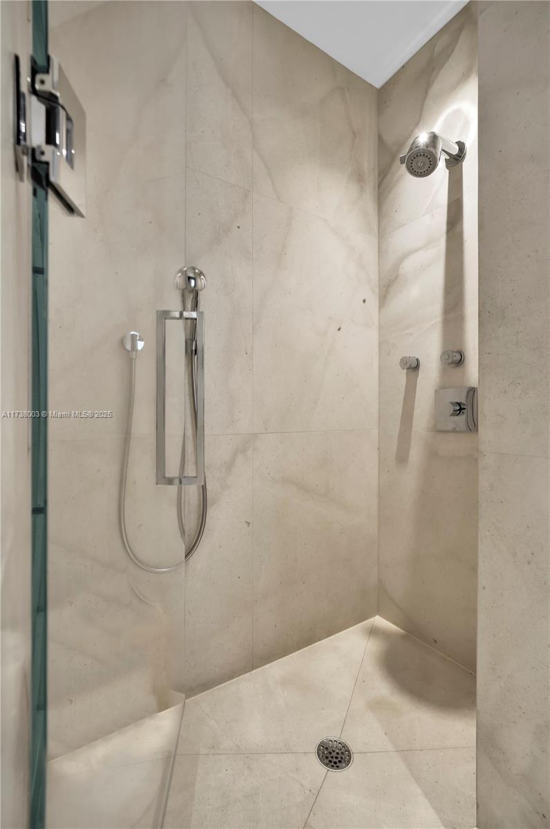 125 Ocean Dr Unit: PENTHOUSE