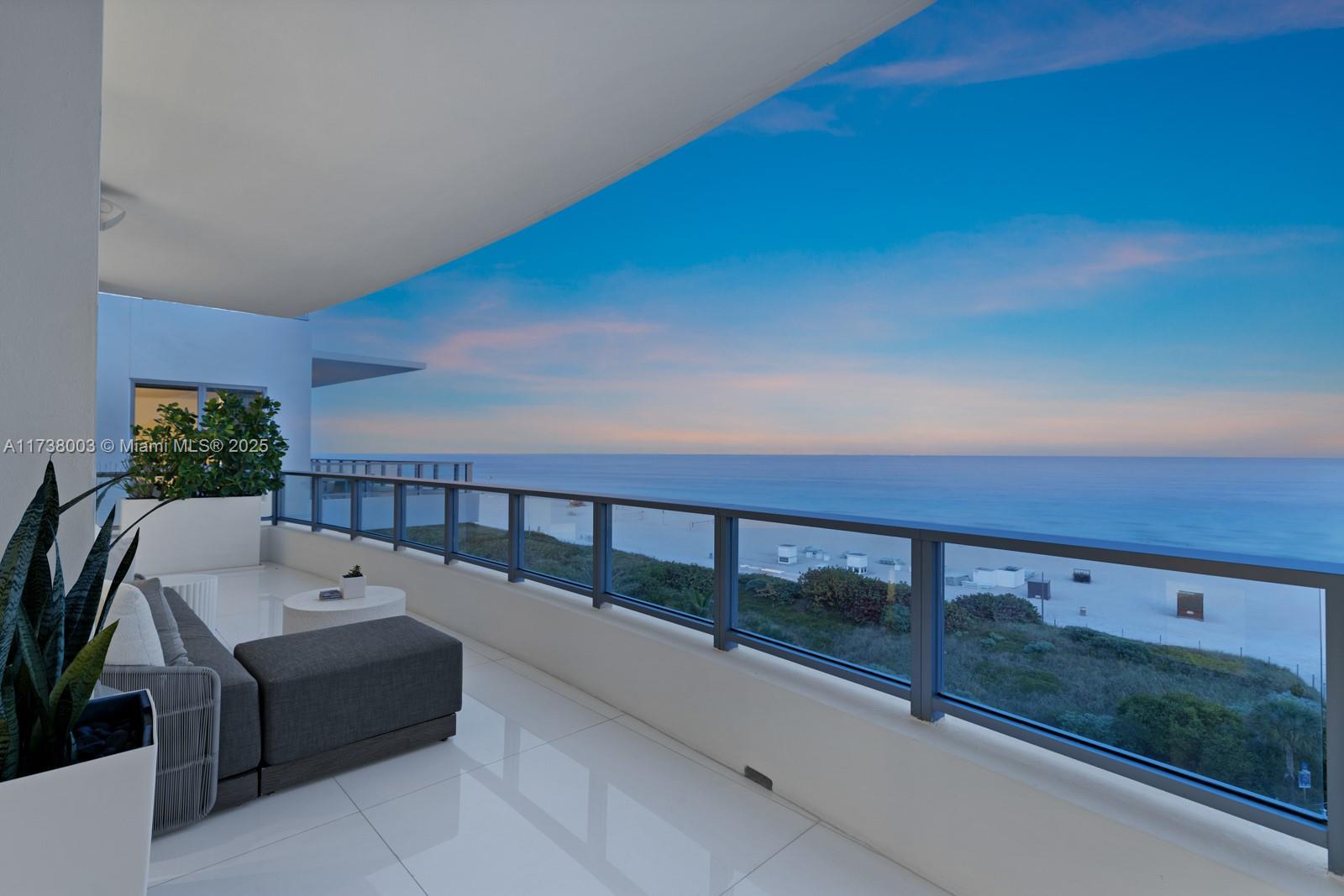 125 Ocean Dr Unit: PENTHOUSE
