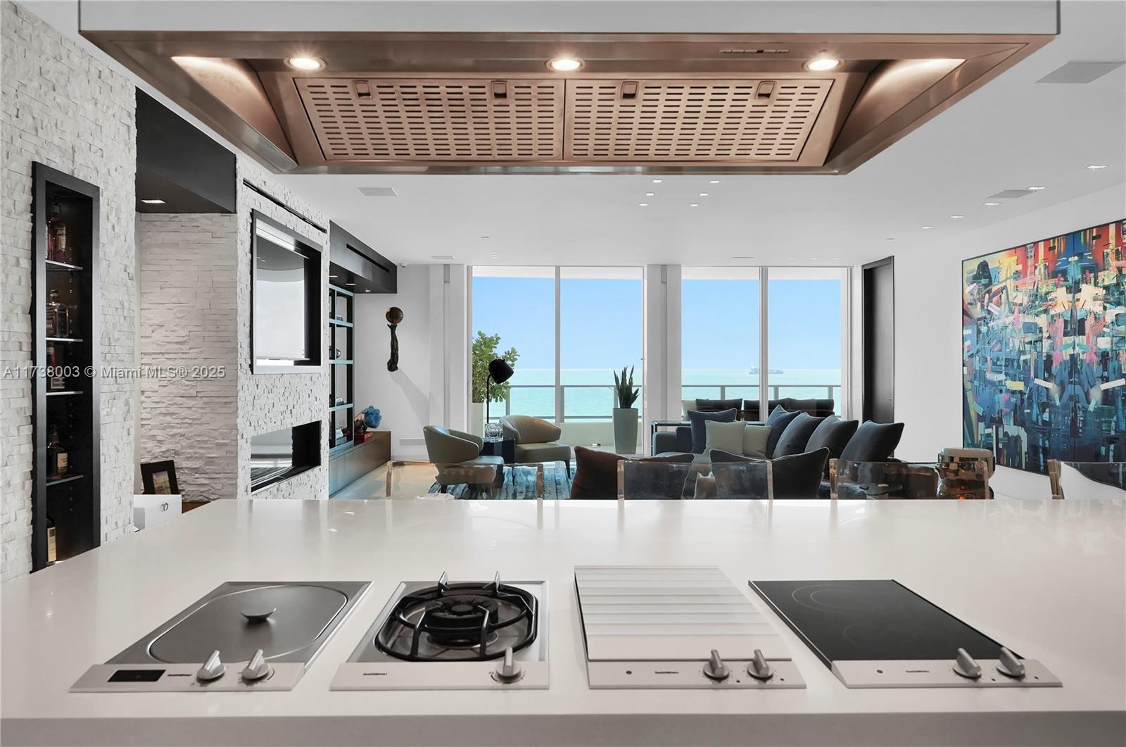 125 Ocean Dr Unit: PENTHOUSE