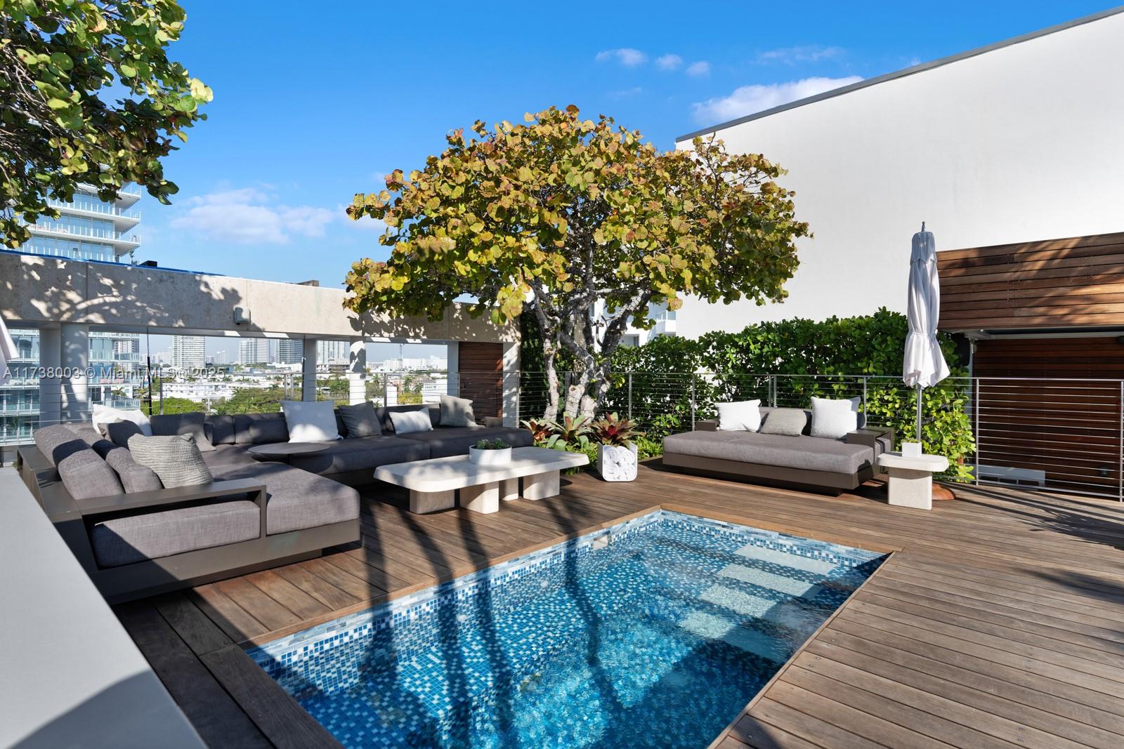 125 Ocean Dr Unit: PENTHOUSE