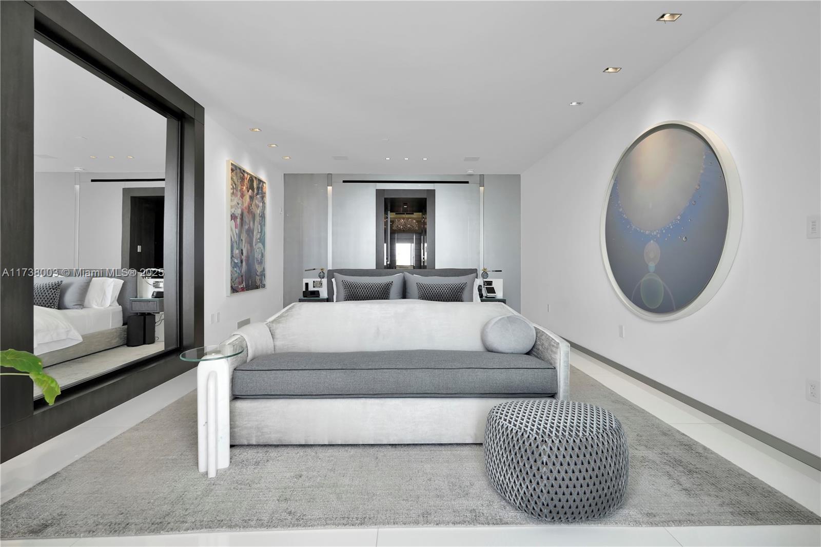 125 Ocean Dr Unit: PENTHOUSE