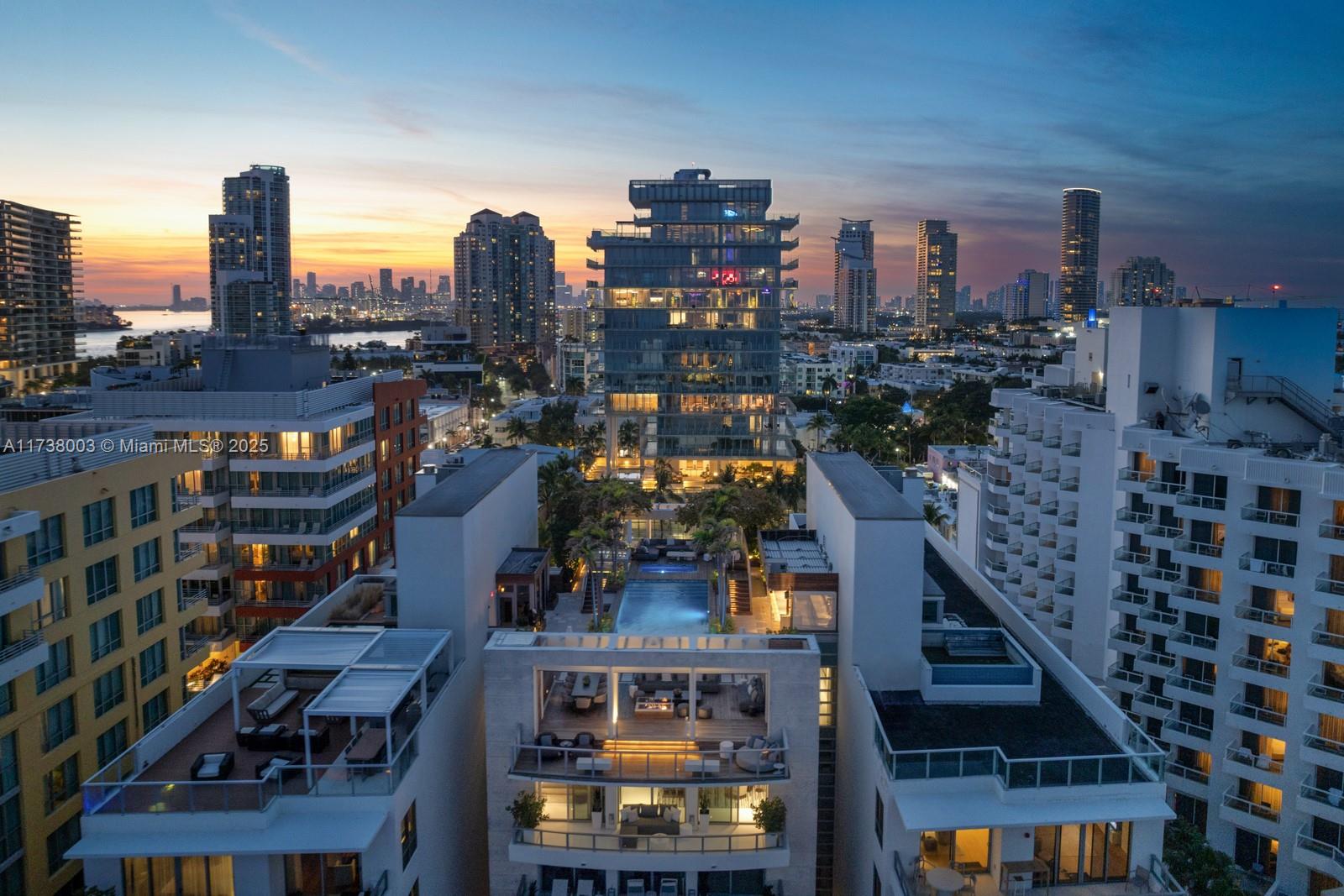 125 Ocean Dr Unit: PENTHOUSE