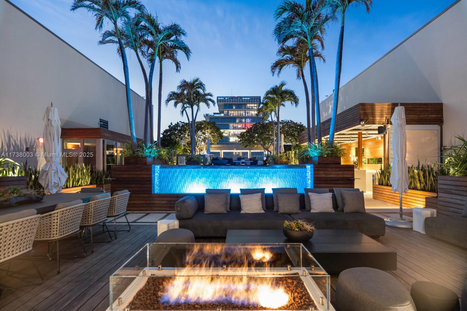 125 Ocean Dr Unit: PENTHOUSE