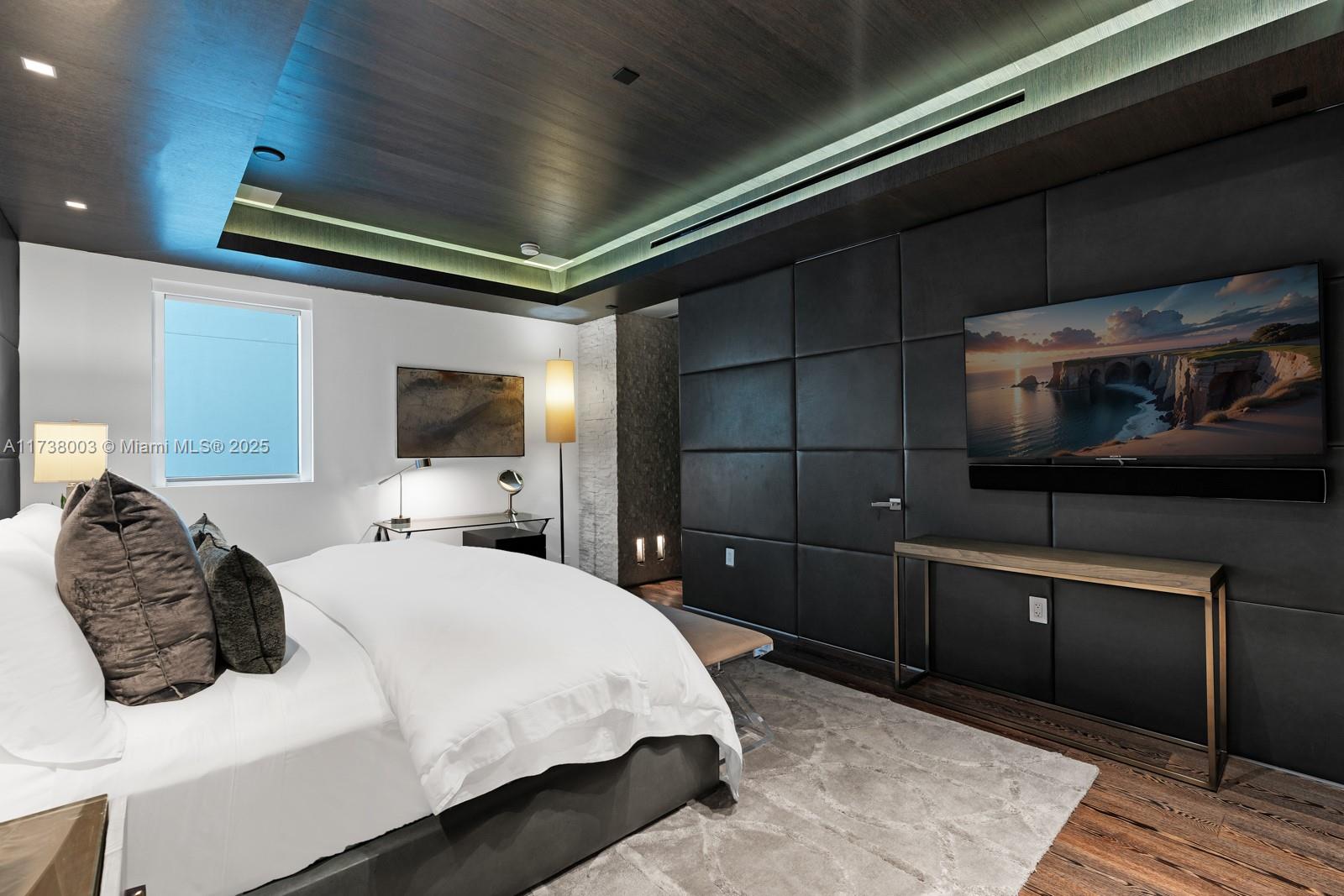 125 Ocean Dr Unit: PENTHOUSE