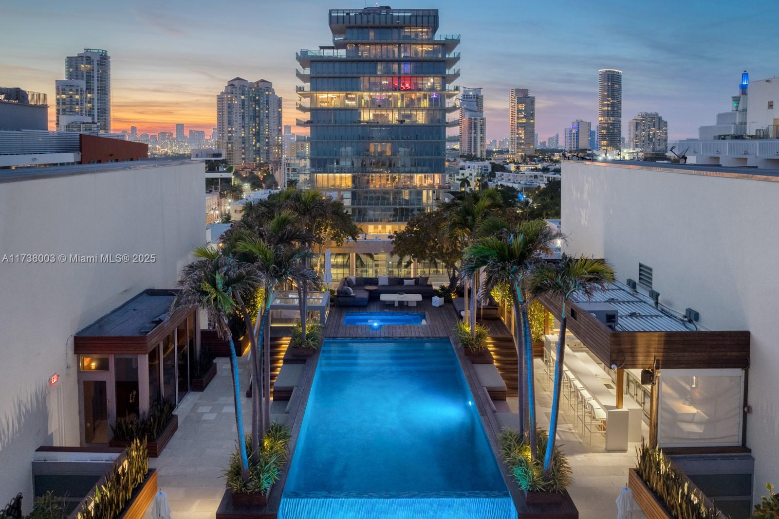 125 Ocean Dr Unit: PENTHOUSE