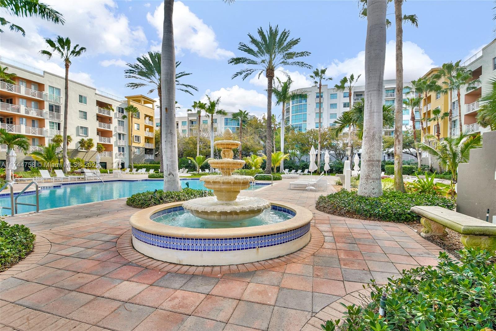 145 Jefferson Ave # 432