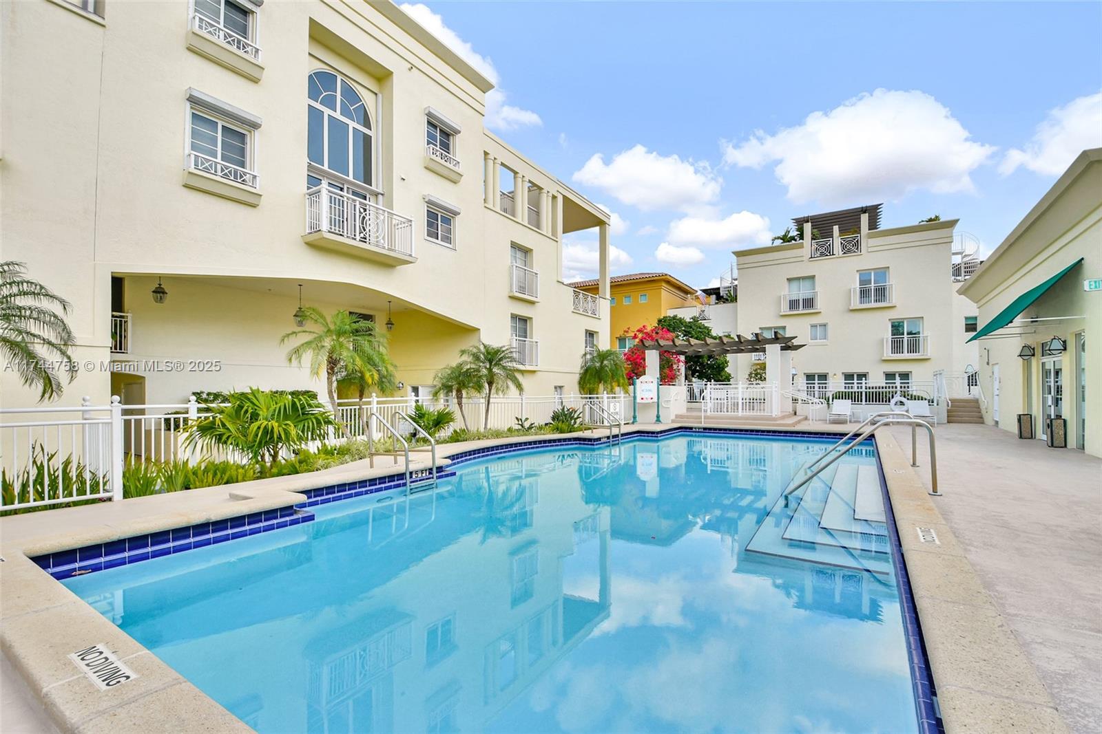 145 Jefferson Ave # 432