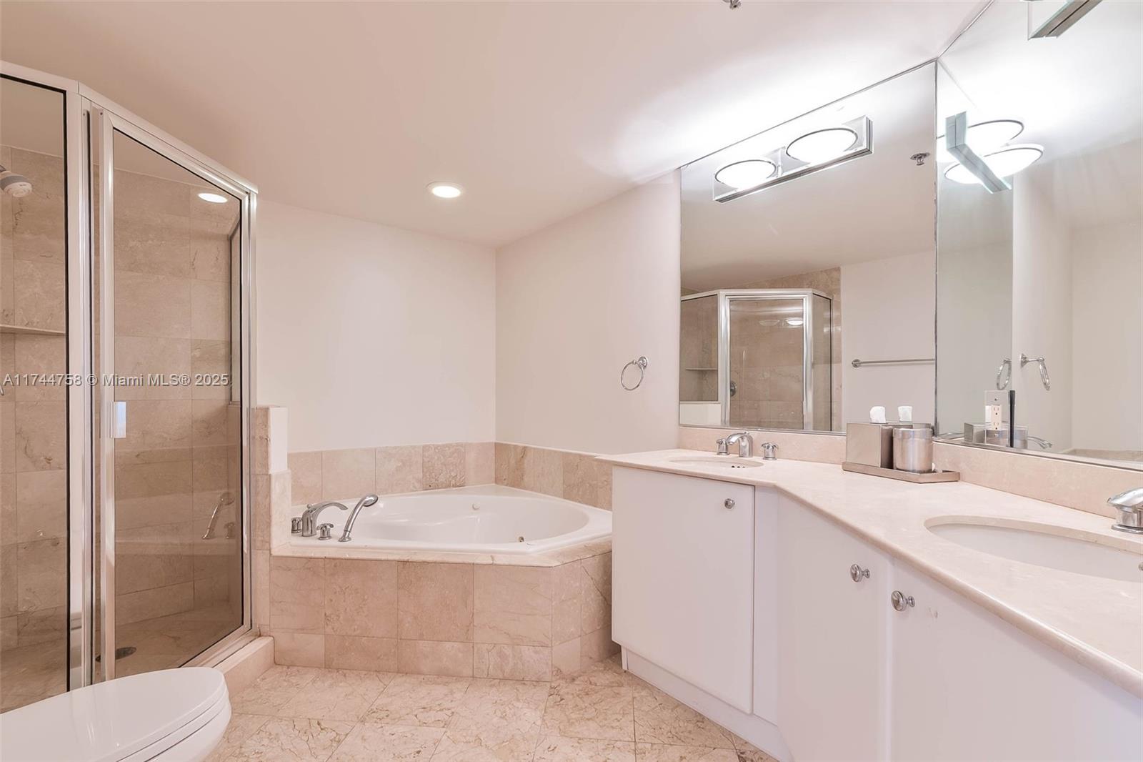 145 Jefferson Ave # 432