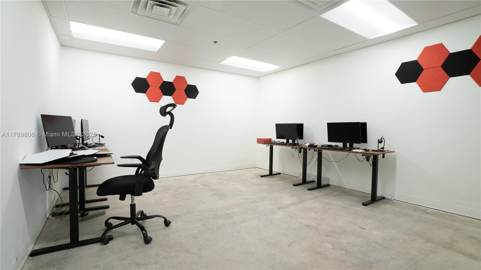 4300 Biscayne Blvd # 201