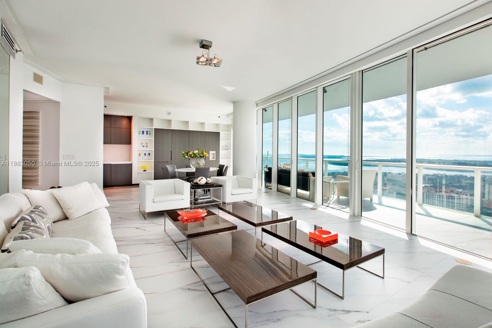 100 S Pointe Dr # 3701