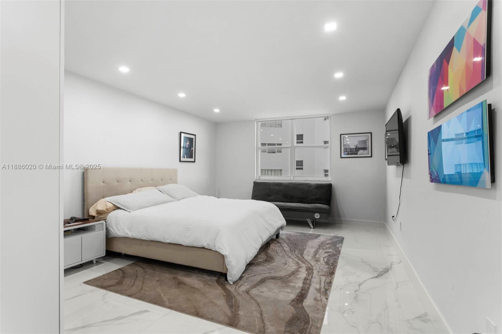 5001 Collins Ave # 8C