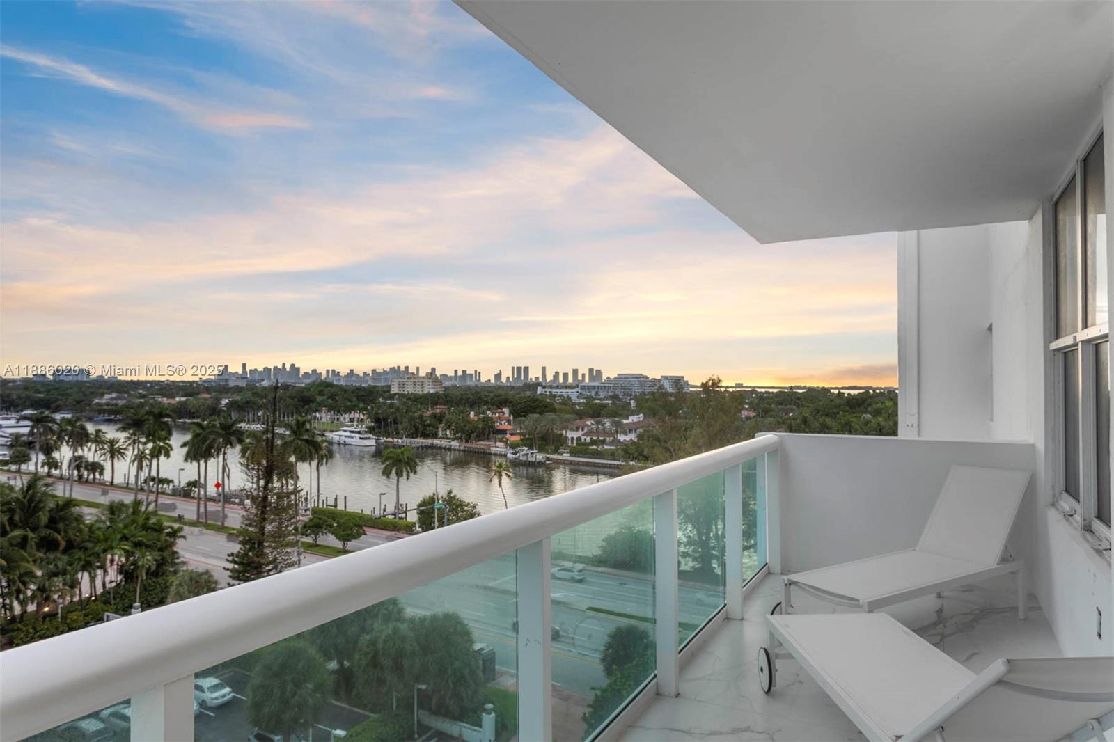 5001 Collins Ave # 8C