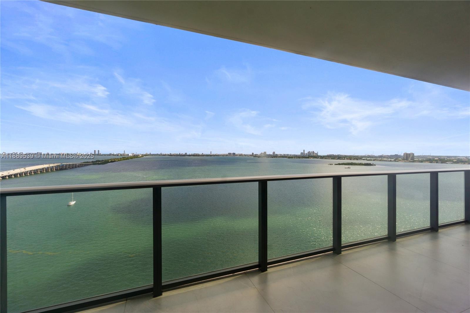 3131 NE 7th Ave # 2106