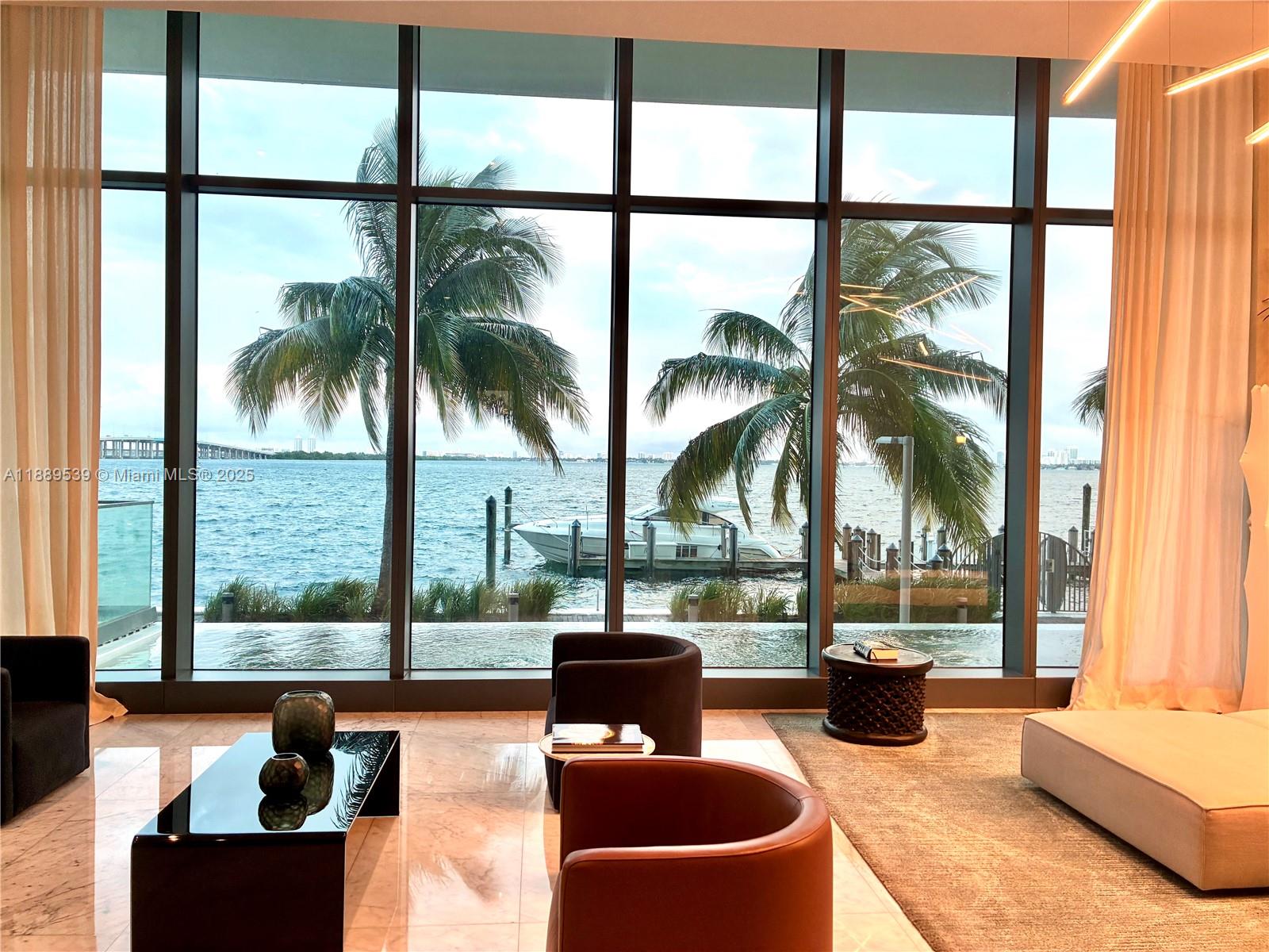 3131 NE 7th Ave # 2106