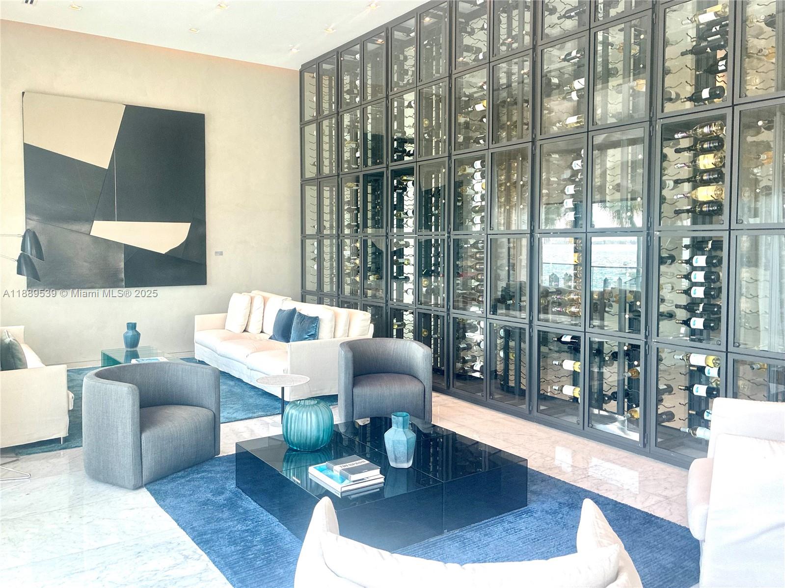 3131 NE 7th Ave # 2106