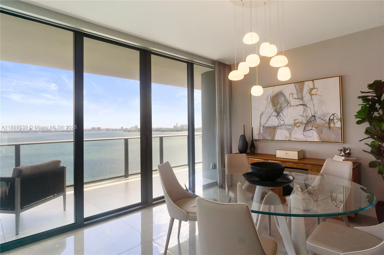 3131 NE 7th Ave # 2106