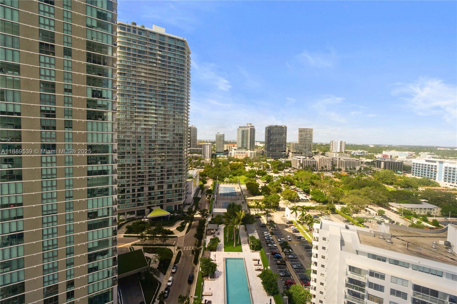 3131 NE 7th Ave # 2106