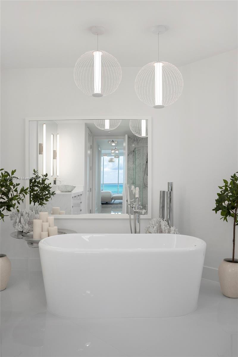 5959 Collins Ave # 807