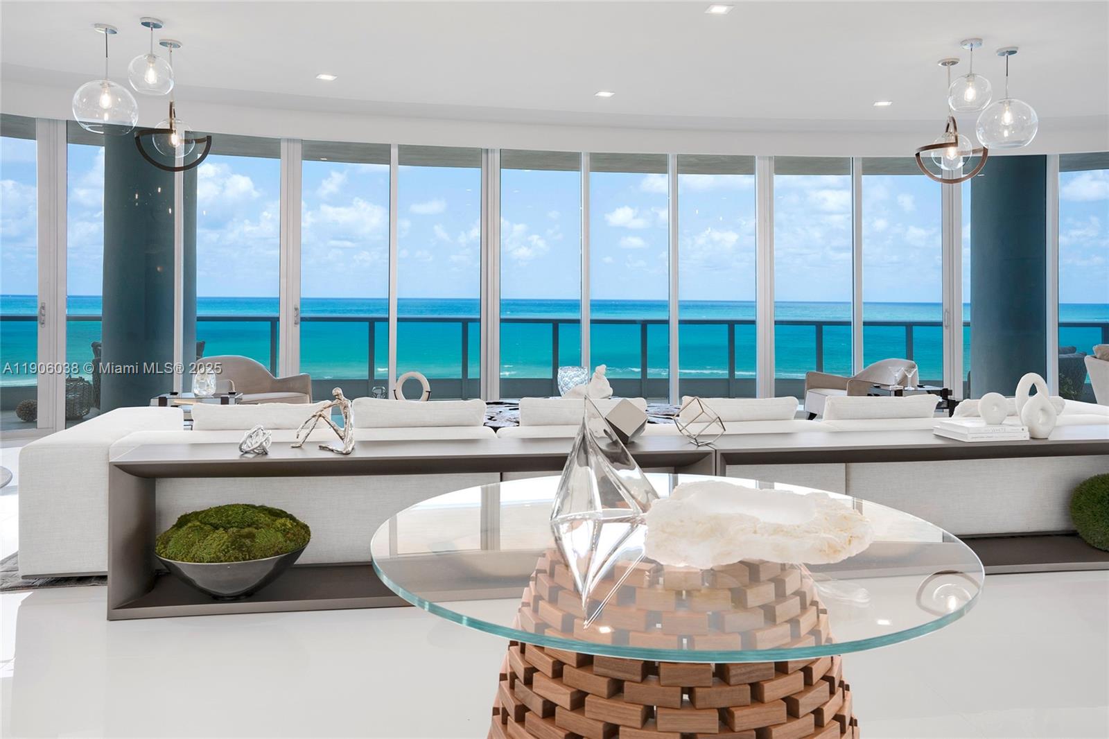 5959 Collins Ave # 807