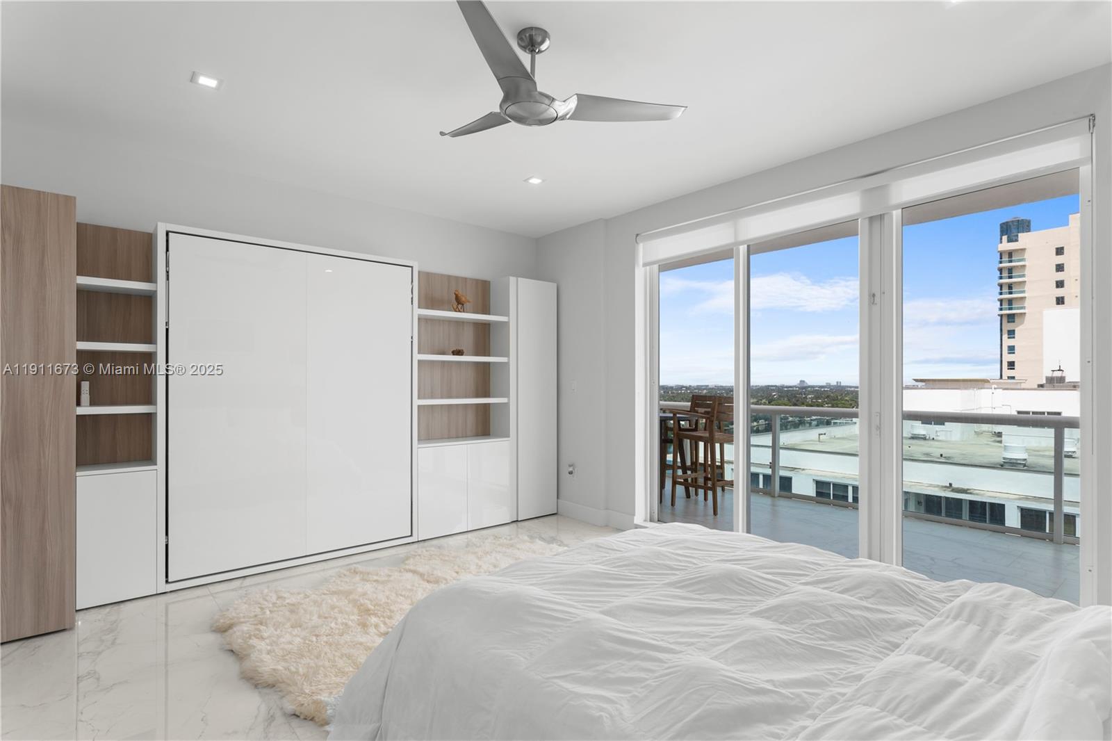 5001 Collins Ave # 1 Unit: PH-1