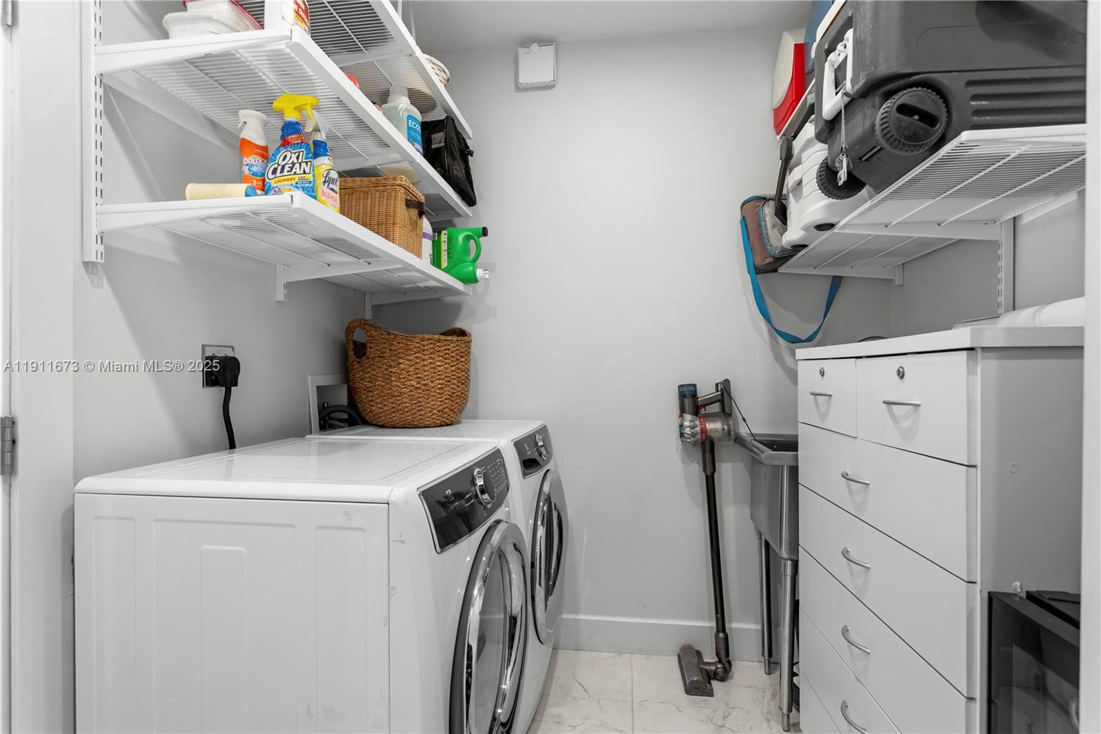 5001 Collins Ave # 1 Unit: PH-1