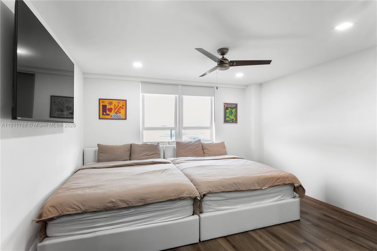 5001 Collins Ave # 1G