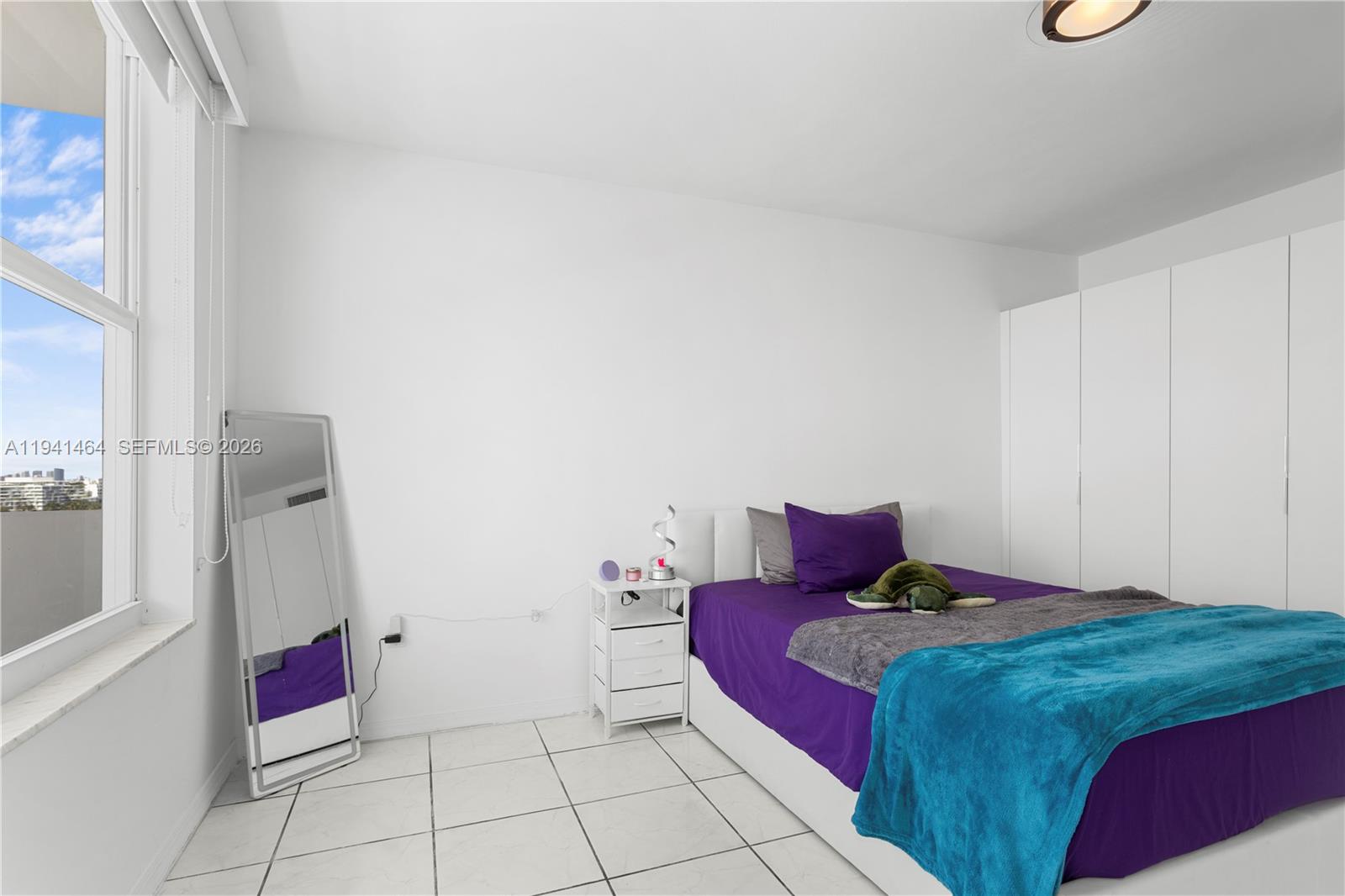 5001 Collins Ave # 14C