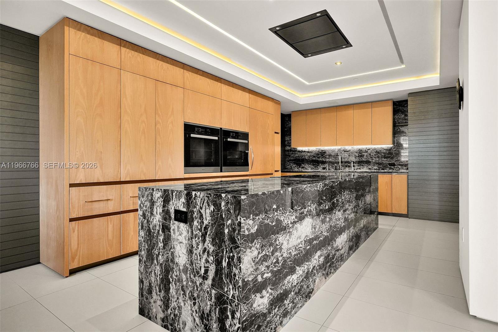 20165 NE 39th Pl Unit: 1103&1104