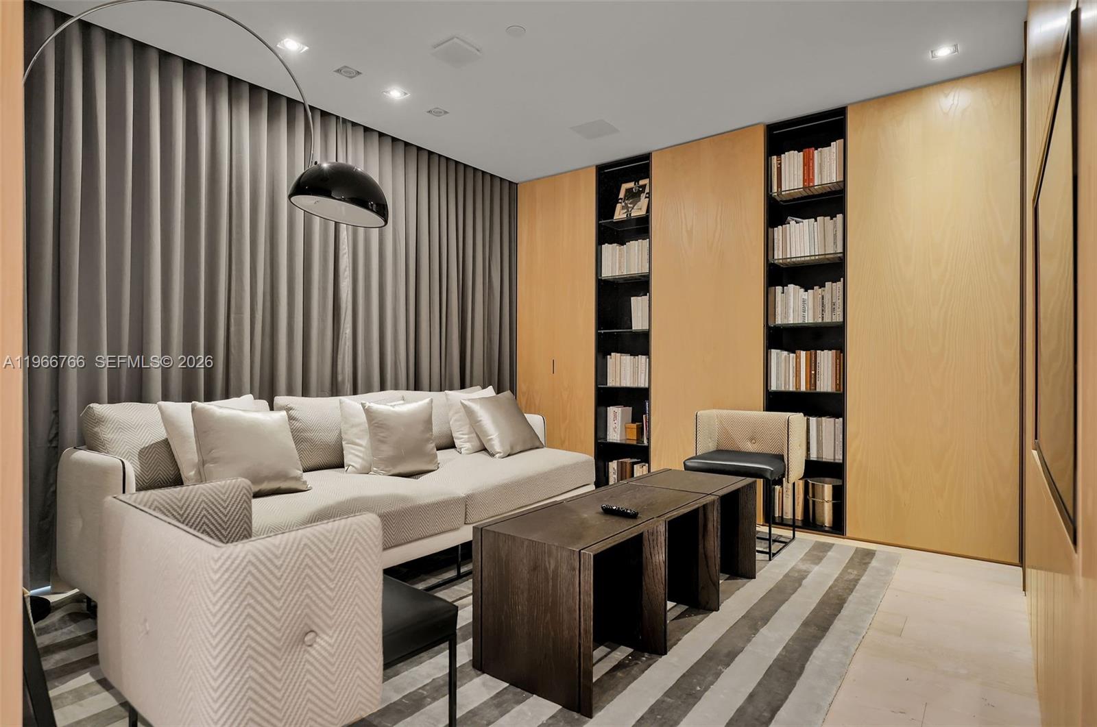 20165 NE 39th Pl Unit: 1103&1104