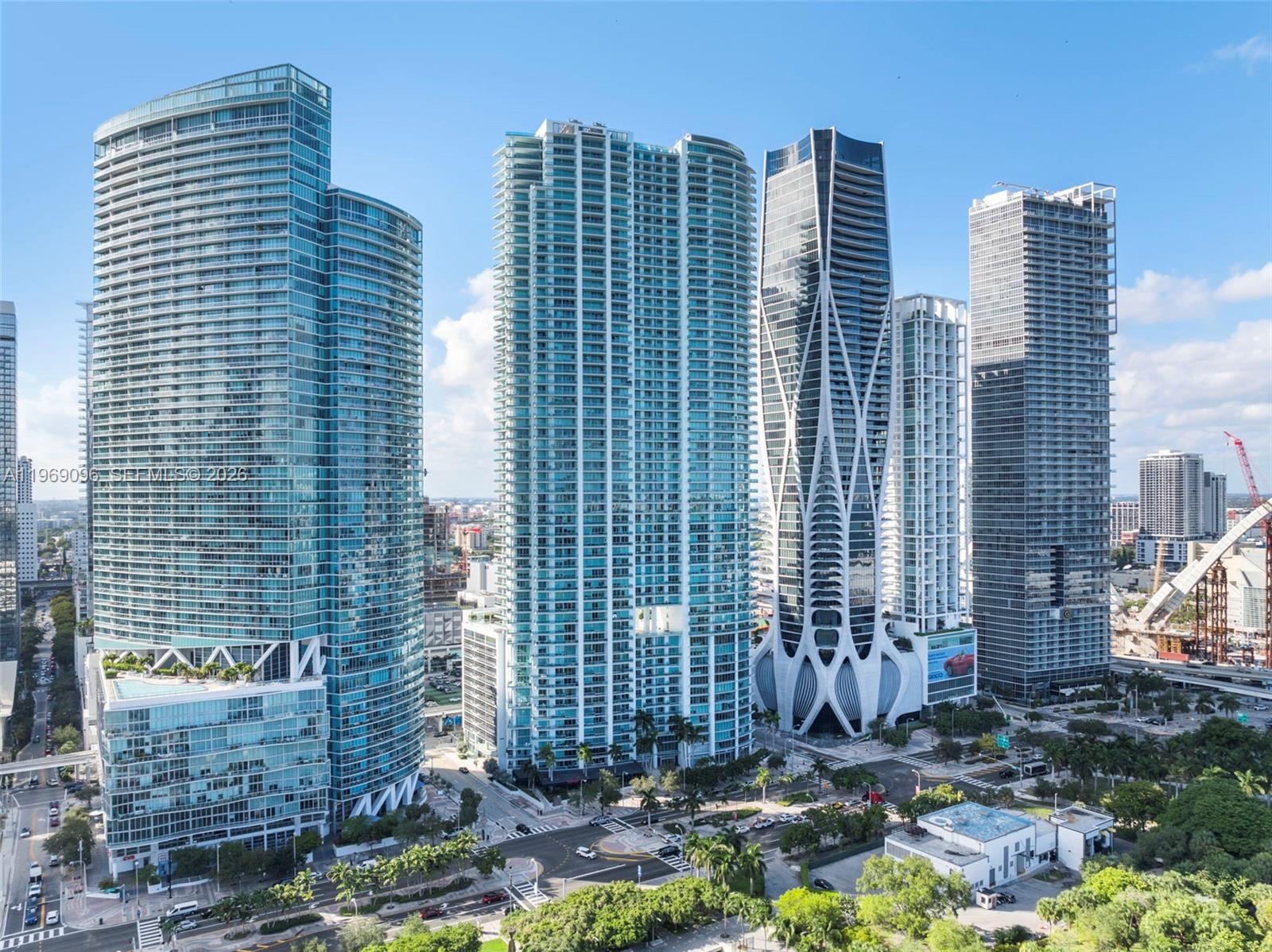 900 Biscayne Blvd # 2401