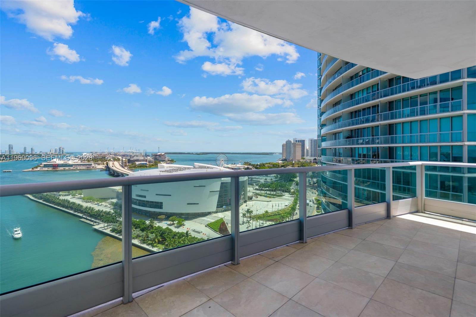 900 Biscayne Blvd # 2401