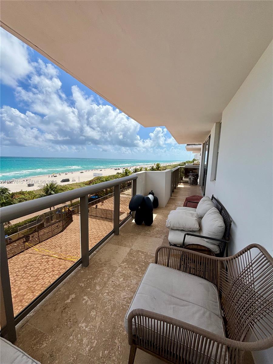 6039 Collins Ave # 617 Unit: 615-617