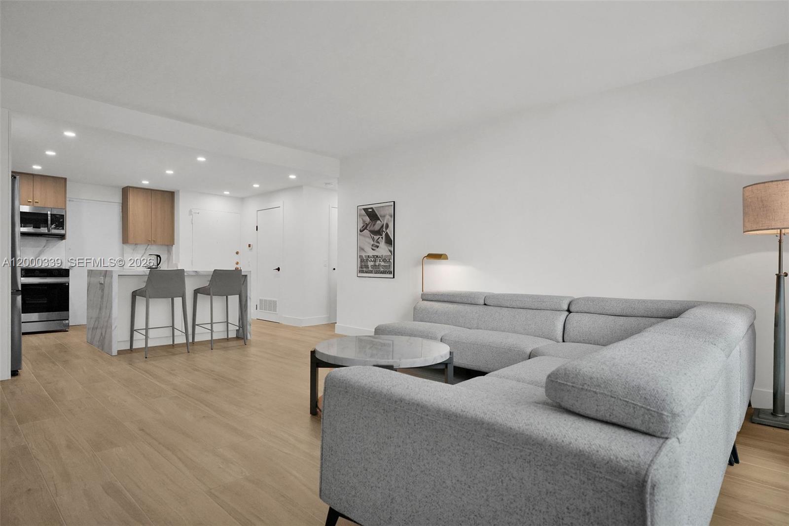 3505 S Ocean Dr # 808