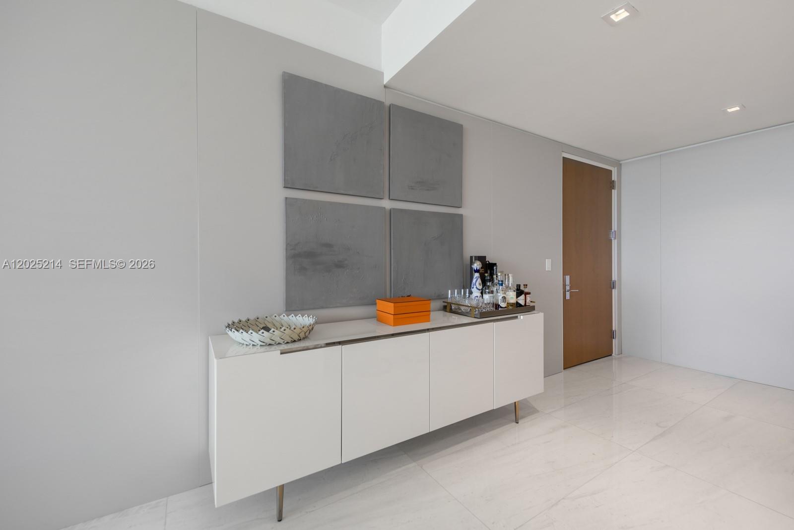 10203 Collins Ave # 403