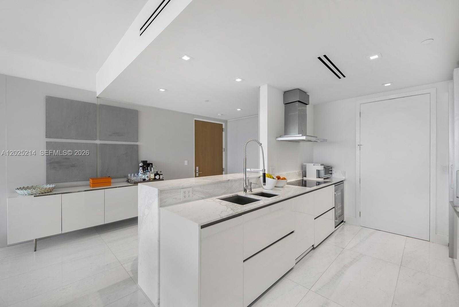 10203 Collins Ave # 403
