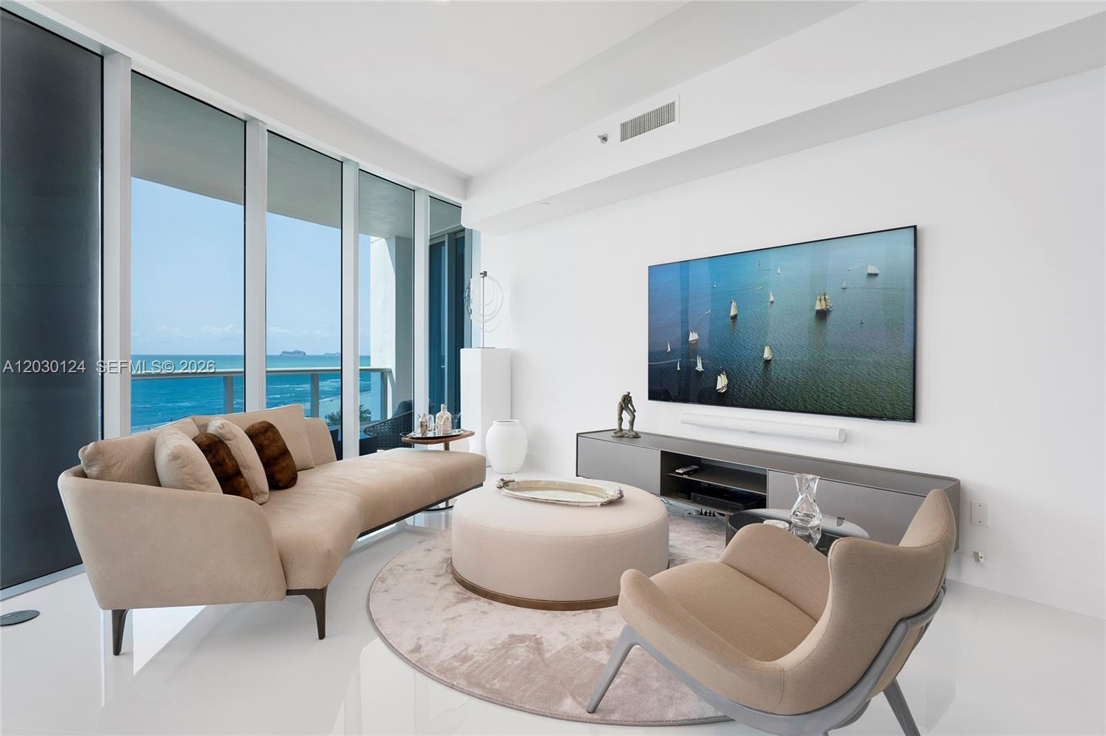 5959 Collins Ave # 807