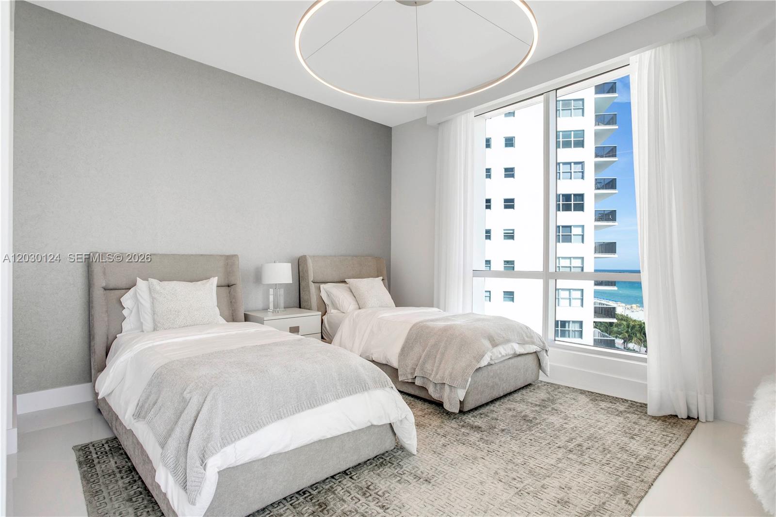 5959 Collins Ave # 807