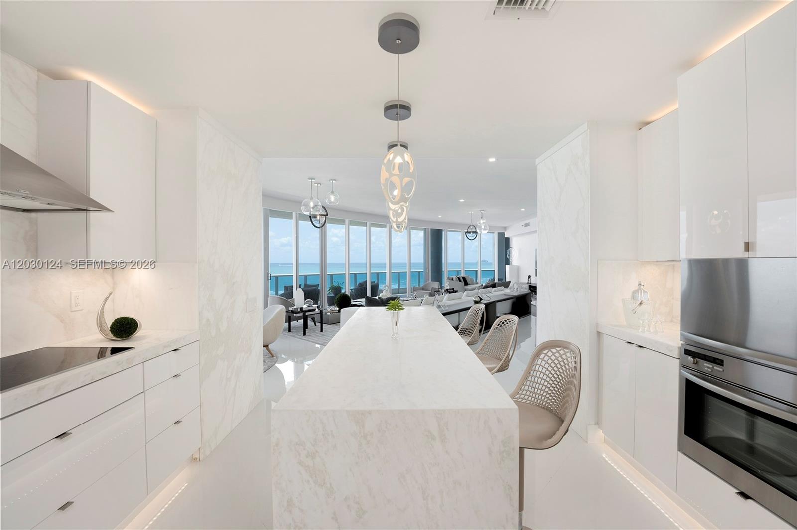 5959 Collins Ave # 807