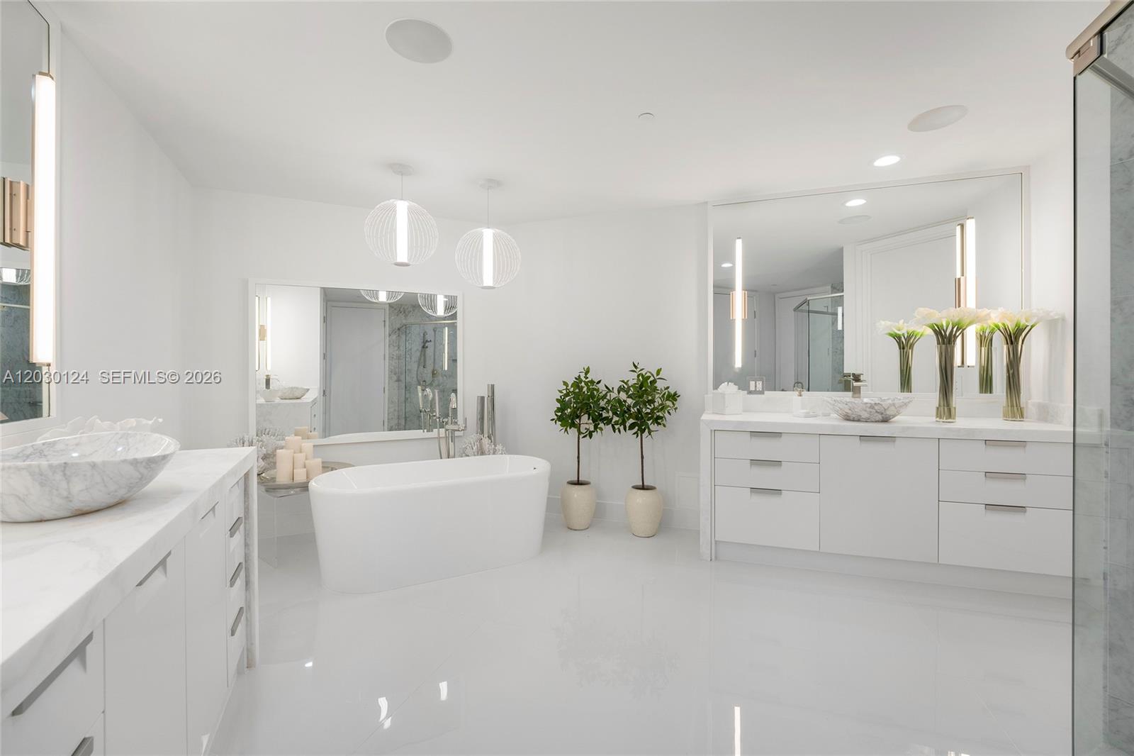 5959 Collins Ave # 807