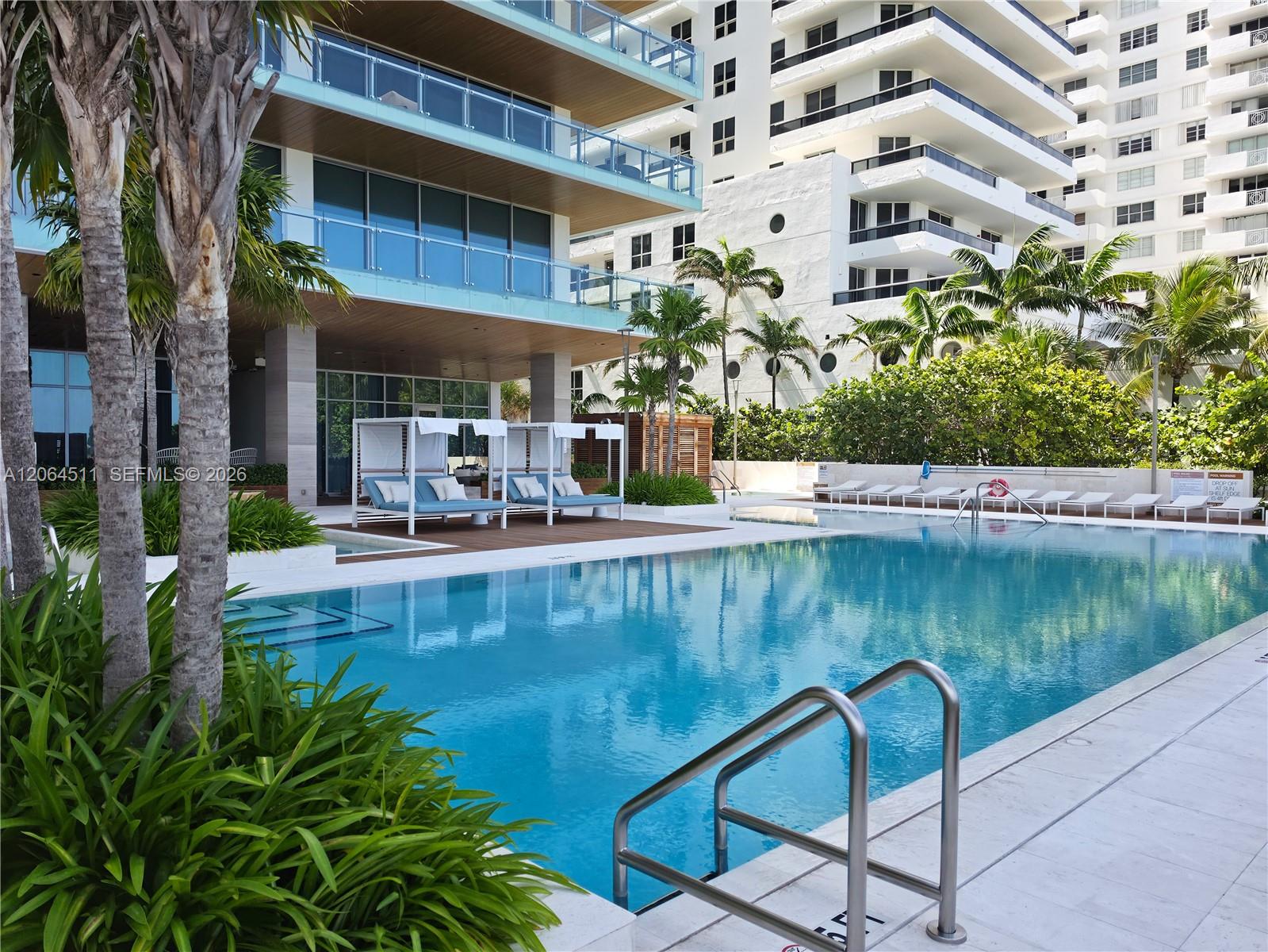 5775 Collins Ave # 405