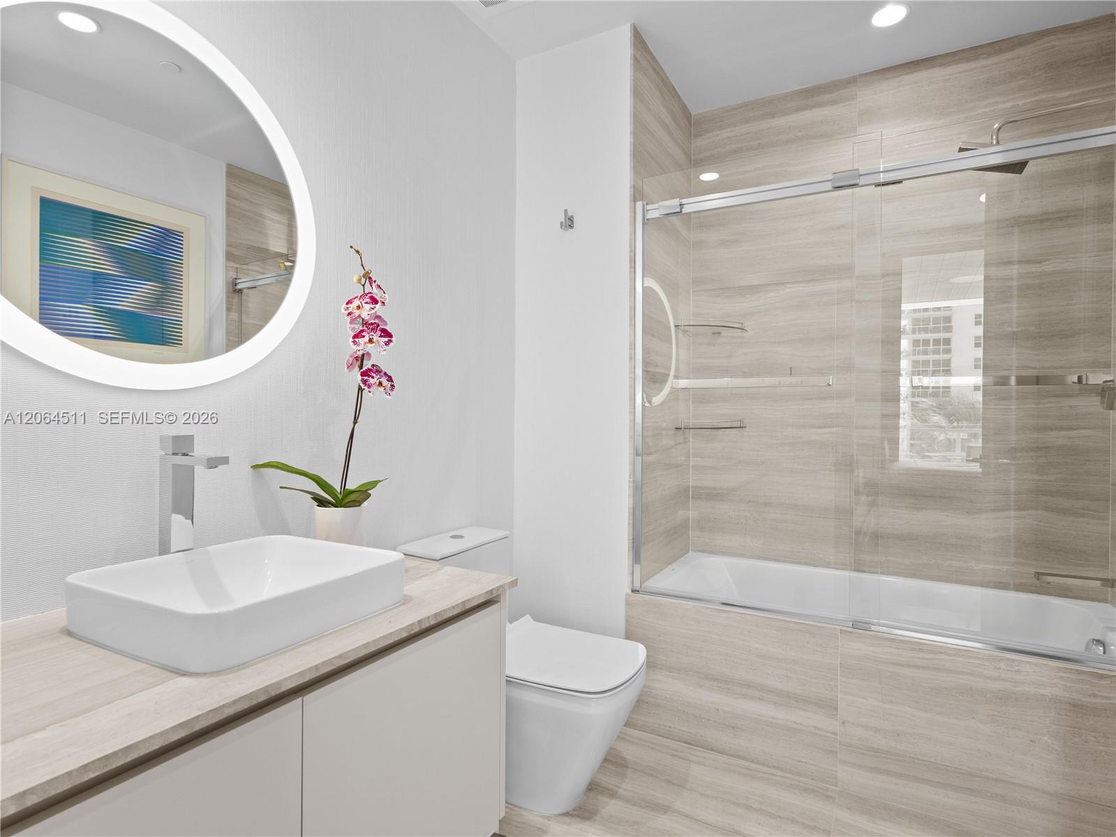 5775 Collins Ave # 405