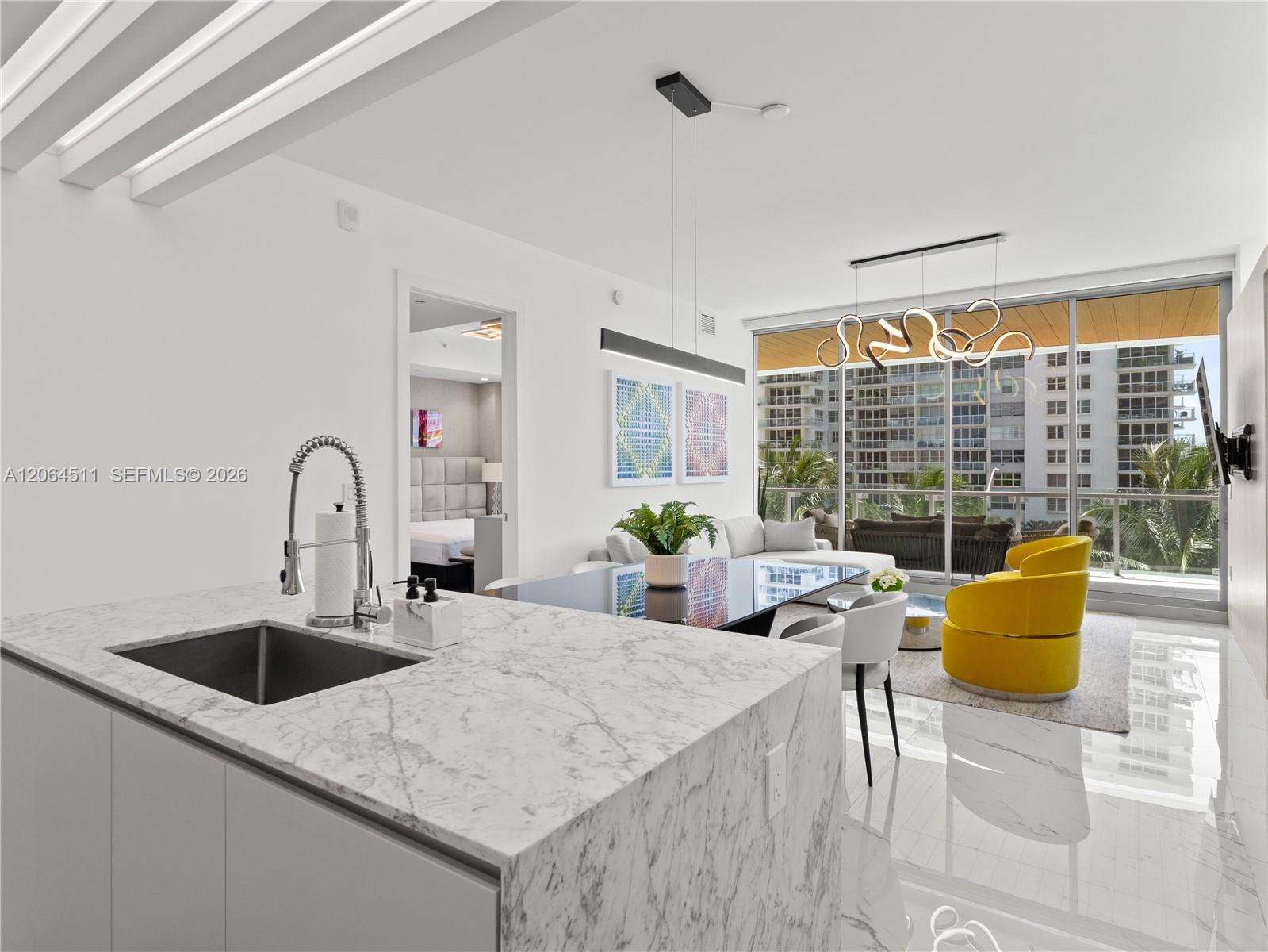 5775 Collins Ave # 405
