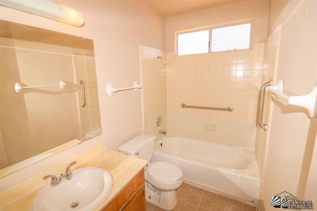 221 AND 223 W 26 St