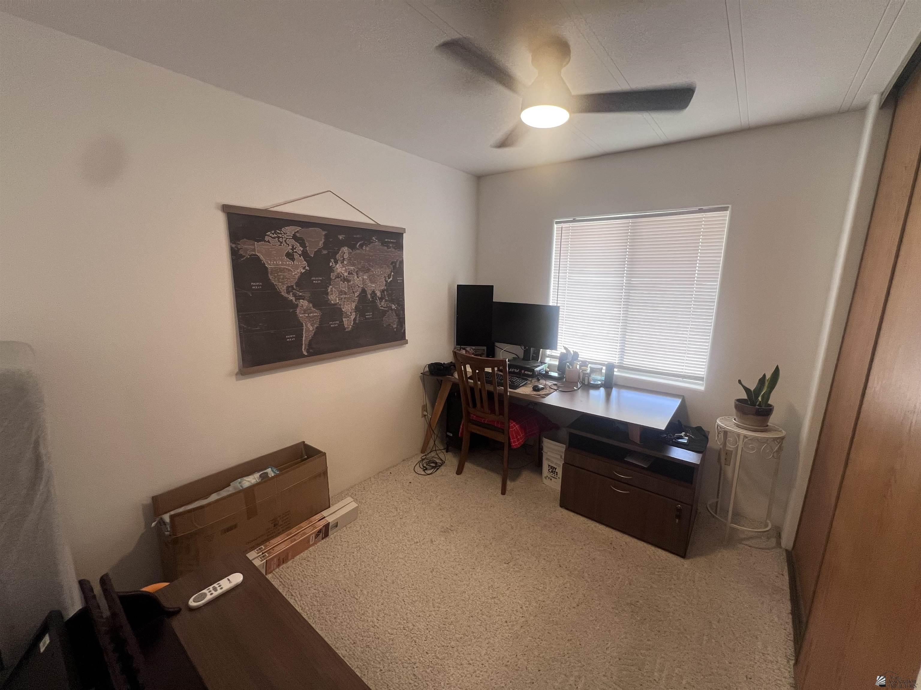 13743 E Masterson