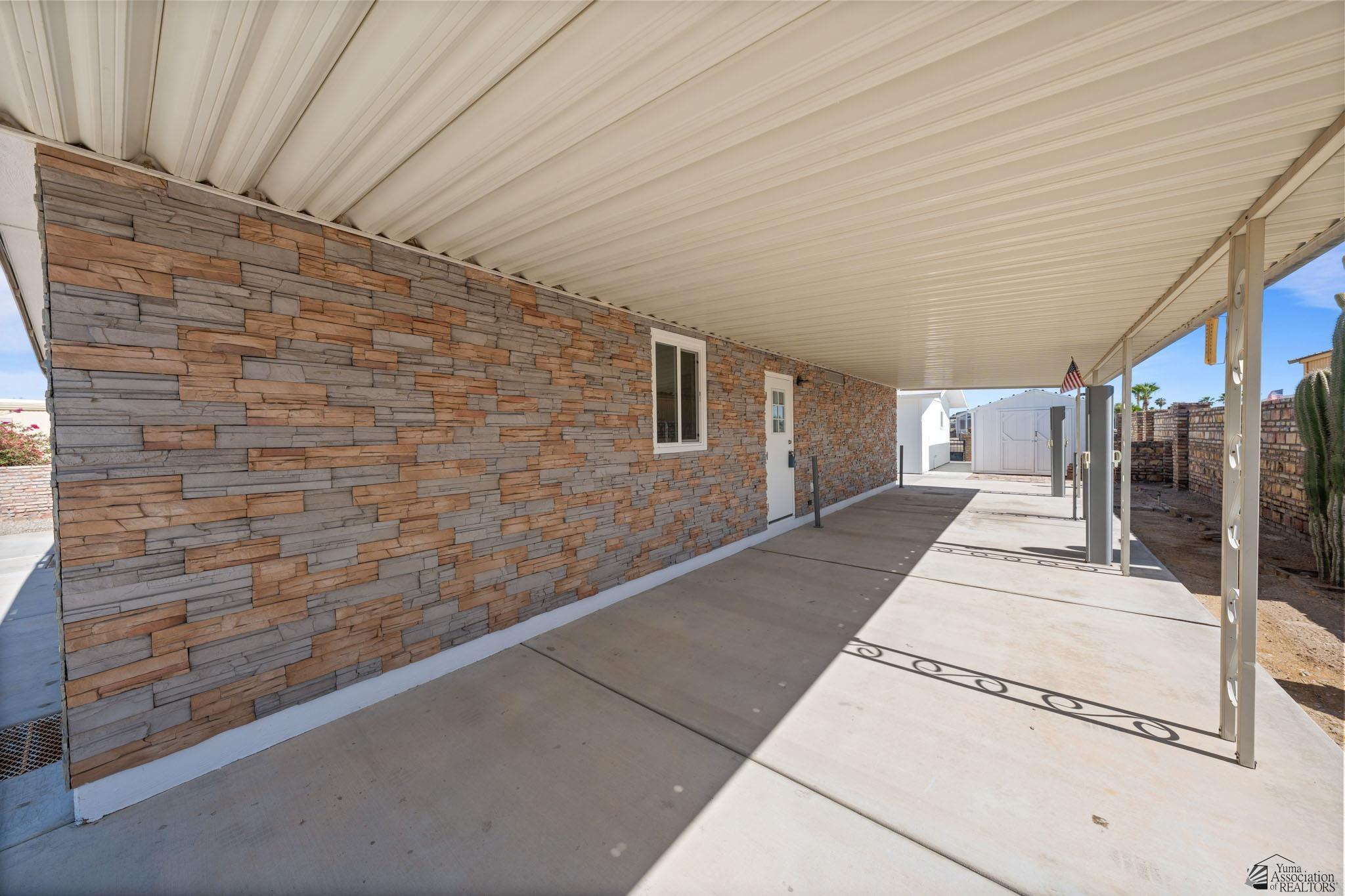 13603 E 47 Ln