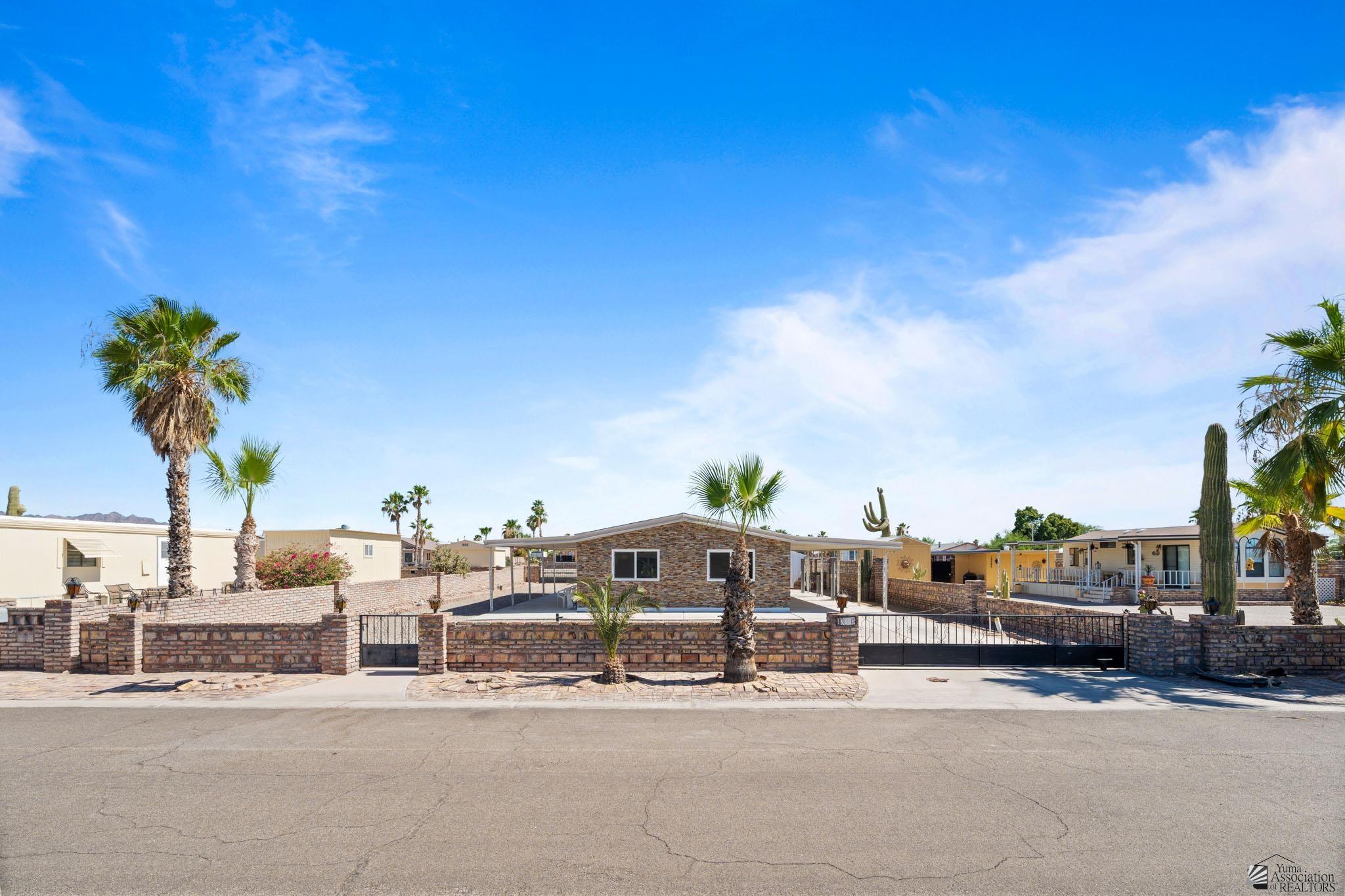 13603 E 47 Ln