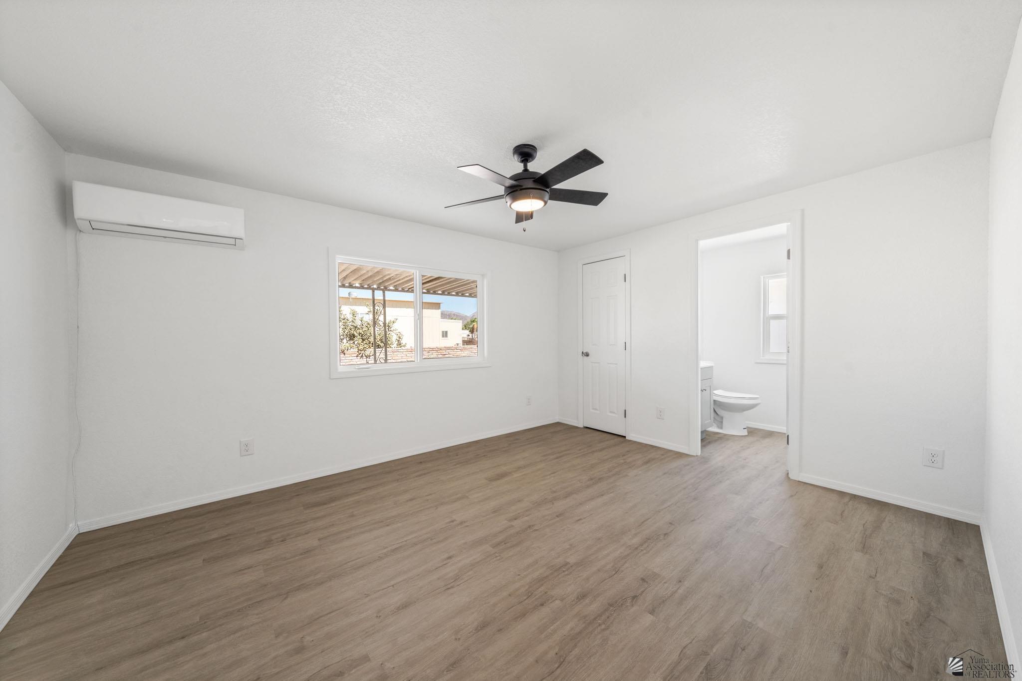 13603 E 47 Ln