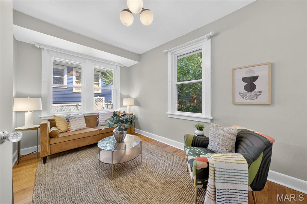 837 Tuxedo Boulevard